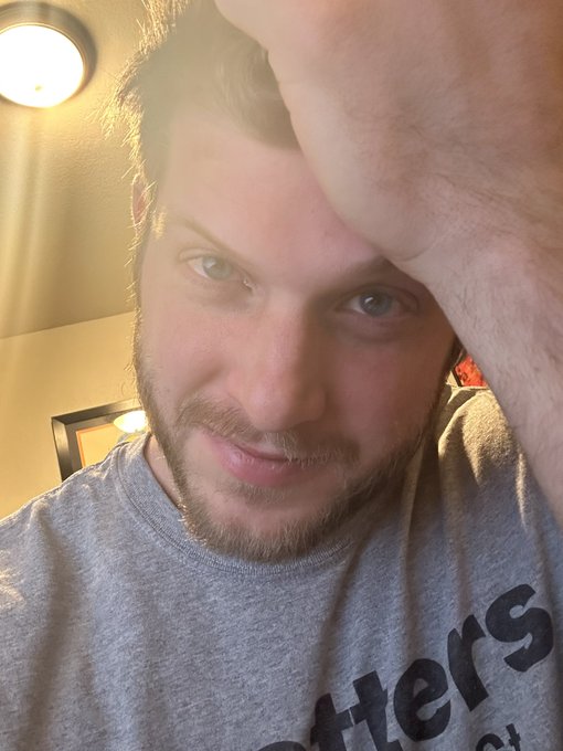 Editing footage today, send help ?? https://t.co/roUjyuj7bF