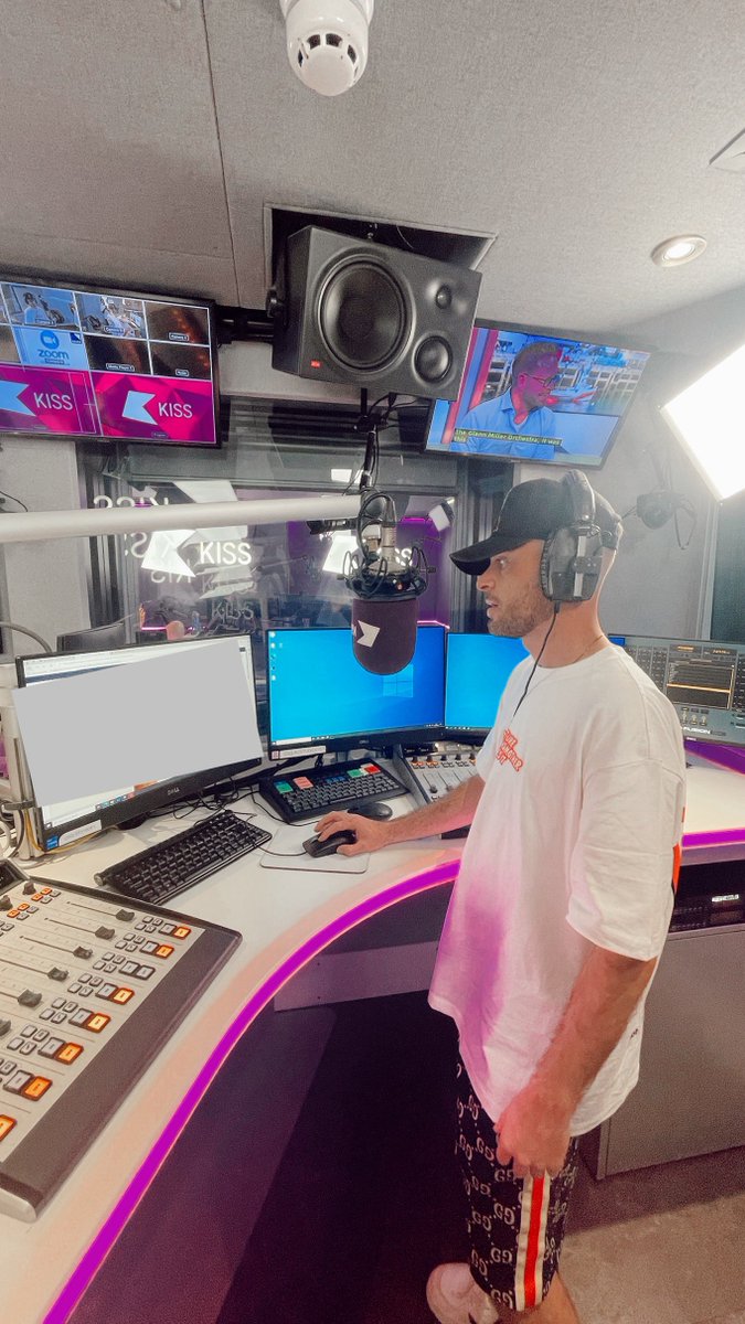 DJ S.K.T tweet media