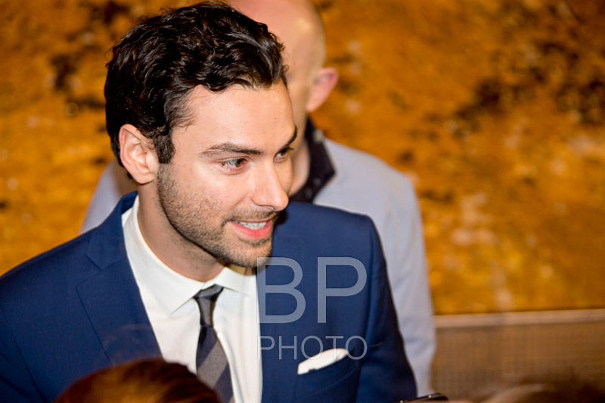 Lovely photo of Aidan at the premiere of The Hobbit, The Desolation of Smaug in Berlin 💙 (December 9, 2013) Photo source: bpphoto.de/bpe/public/en/… #AidanTurner #TheHobbit #DoS #premiere #Berlin