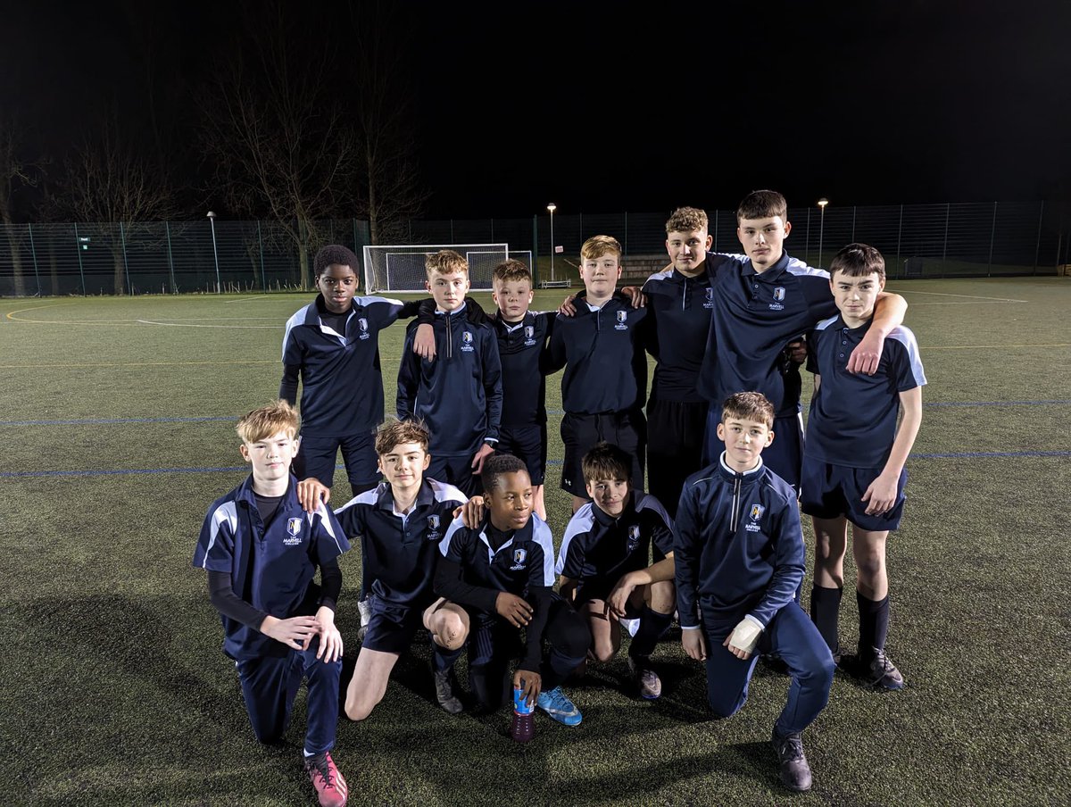 Commiserations to our Y9 boys football team who lost against a strong St Mary’s side this evening ⚽️ the boys did themselves and TMC proud by representing the school well throughout 👏🏼
