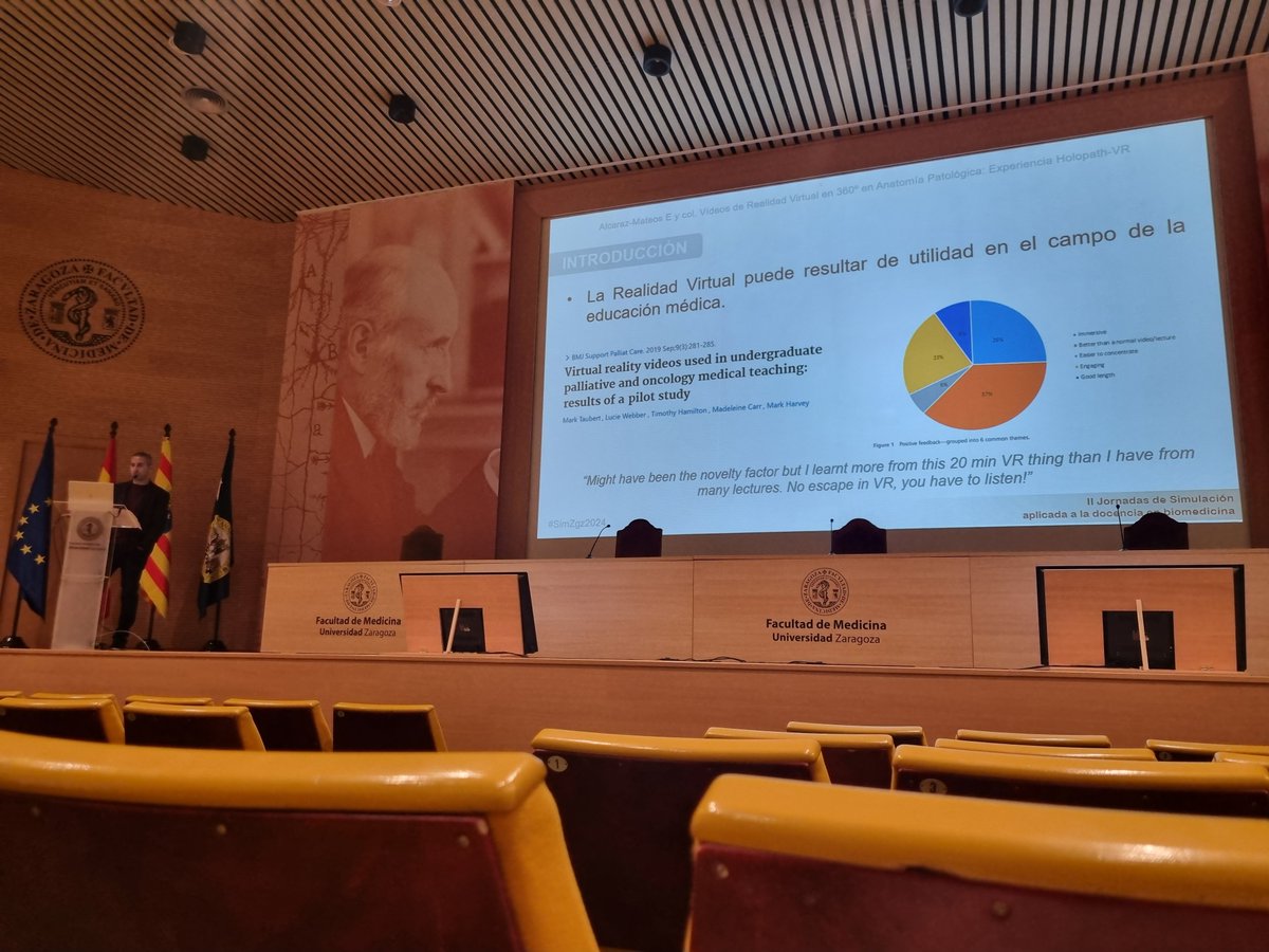Shirley Lorenzo (@lm_shirley24) on Twitter photo El maestro Santiago Ramón y Cajal 🔬contemplando también la presentación del Dr Eduardo Alcaraz <a href="/edusqo/">Eduardo Alcaraz, MD PhD</a> "Videos de Realidad Virtual en 360° en Anatomía Patológica. Experiencia Holopath- VR" en II Jornadas de Simulación. #SimZgz2024#MedEd #SimulaciónMédica El maestro Santiago Ramón y Cajal 🔬contemplando también la presentación del Dr Eduardo Alcaraz <a href="/edusqo/">Eduardo Alcaraz, MD PhD</a> "Videos de Realidad Virtual en 360° en Anatomía Patológica. Experiencia Holopath- VR" en II Jornadas de Simulación. #SimZgz2024#MedEd #SimulaciónMédica