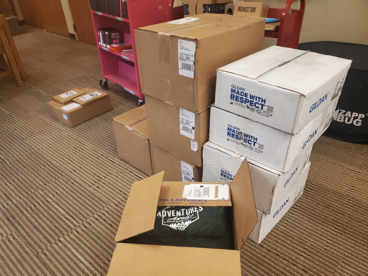 bonnerlibrary's tweet image. Summer Reading t-shirts have arrived!  Let&apos;s hope summer weather arrives soon too 😉#summerreading #adventuresawait #adventurebeginsatyourlibrary