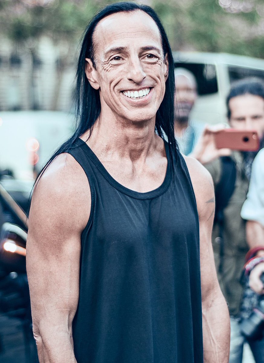 Jim Carrey kinda looks like Rick Owens now, image size:873x1200