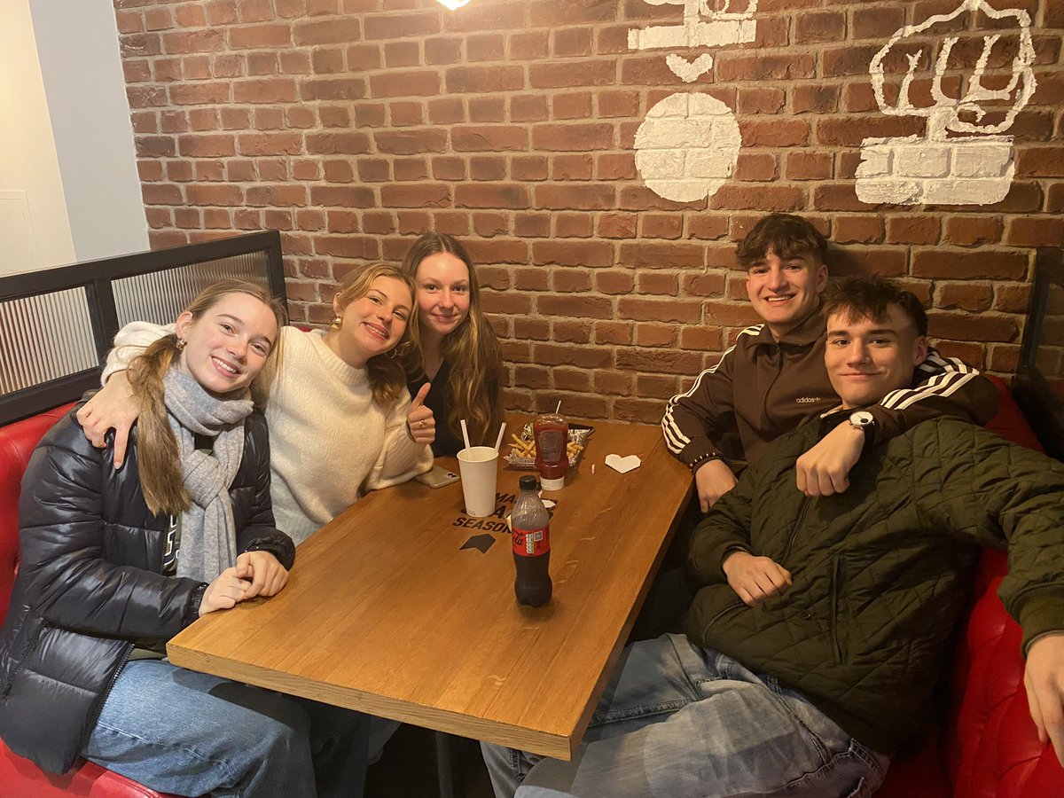 Warminster English tweet media