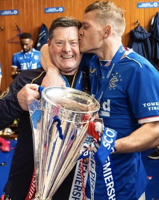 One of may favourite Rangers pictures of all time 💙 🟥◻️🟦