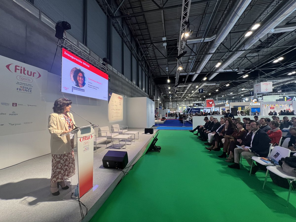 corinne_crabe's tweet photo. Une édition @fitur_madrid pleine de promesse avec de belles rencontres pour des projets à venir sur le programme européen #dusal destination touristique #aure #louron #sobrarbe #pyrenees #aragon https://t.co/dnILxeaDni