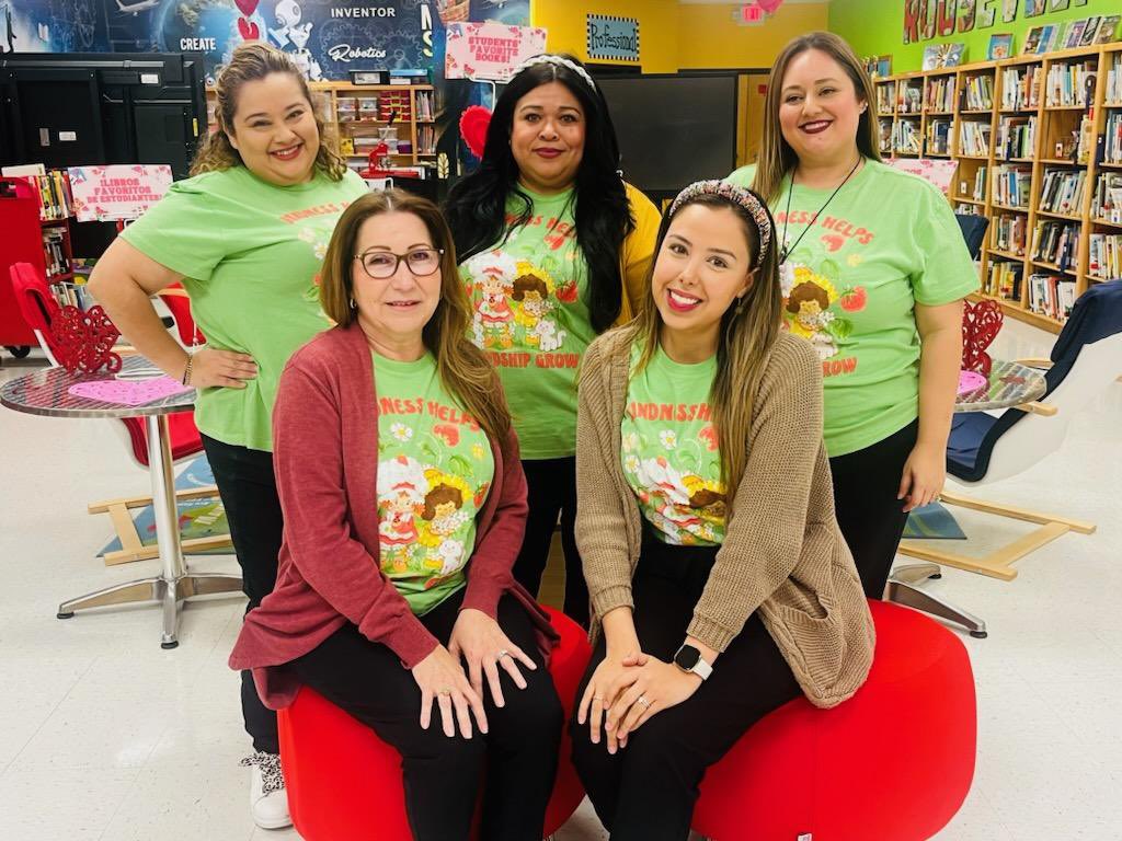 Kindness helps friendship grow. 🌻🌺🌸🪻💐 <a href="/RooseveltBronc1/">Roosevelt Broncos</a>