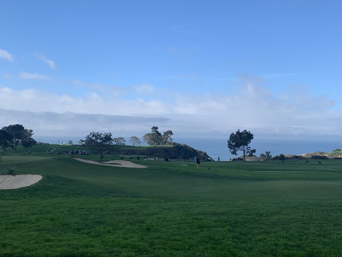 A little chilly but gorgeous morning at @GolfTorrey for the @FarmersInsOpen. Putting together a story on how they get the course so pristine-coming this evening on ABC @10News