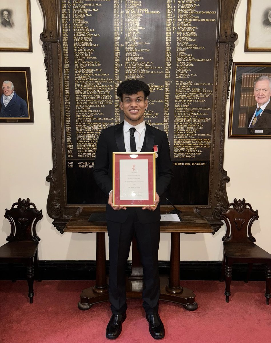 Junior Frood tweet media