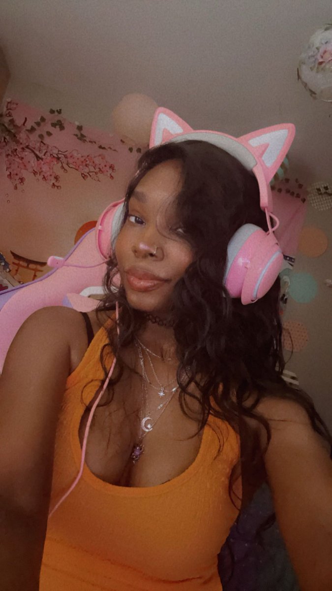 keitykattv's tweet image. So anyways im streaming early 🌝