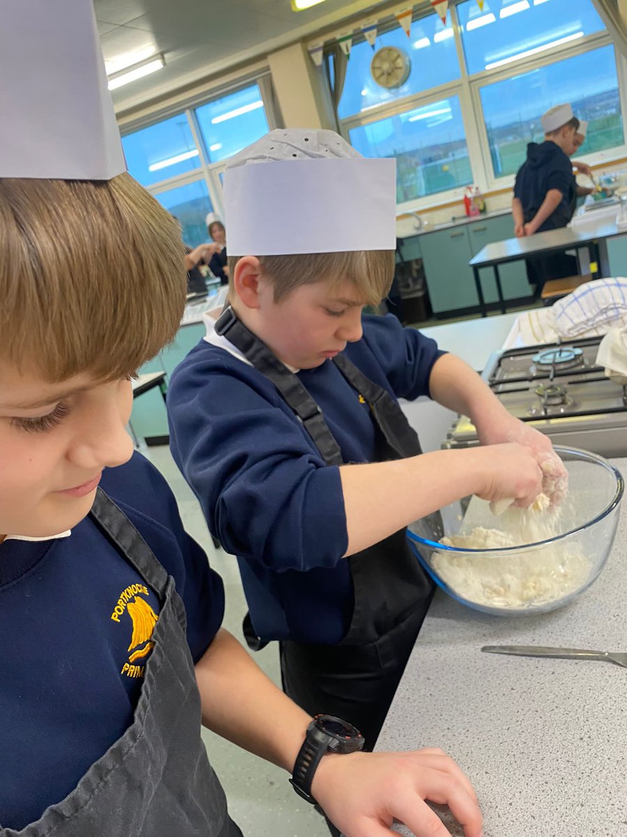 Portknockie Primary School tweet media