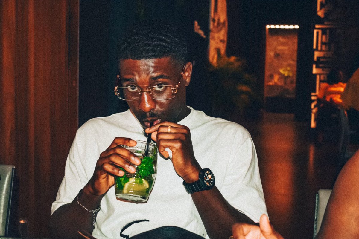 E.Double.B tweet media