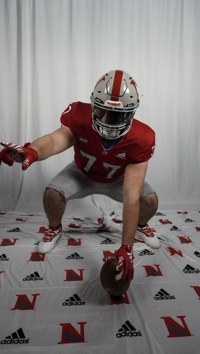 ChamberEldridge's tweet photo. After a great visit and conversation with @MitchHall15 I am blessed to recieve an opportunity to play at Newberry College!! @Newberry_FB @HaydenGregory50 @thekuff16 https://t.co/DWefxdGYTL