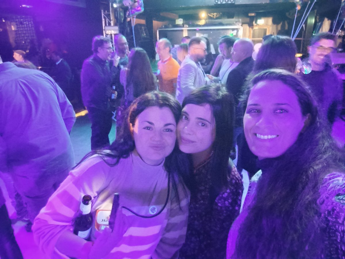 Esperando que suene el musicote, ya hemos calentado motores con <a href="/SanMiguel/">Cervezas San Miguel</a>, @Mondo_Es, <a href="/LATAM_ES/">LATAM España</a> y <a href="/GijonTurismo/">Visita Gijón/Xixón</a> 💃 Vamos ese chipirón que se está haciendo esperar. Nos falta <a href="/MarcoVolador2/">MarcoVolador2</a>. #MondoBirratour <a href="/BirratourEsp/">Birratour</a>