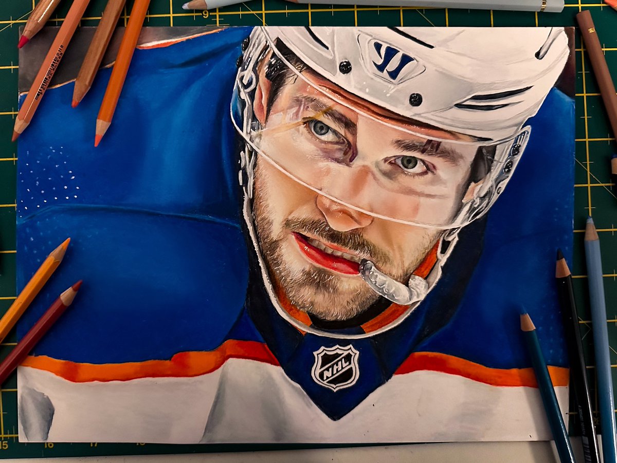 Rebecca Thomson tweet media