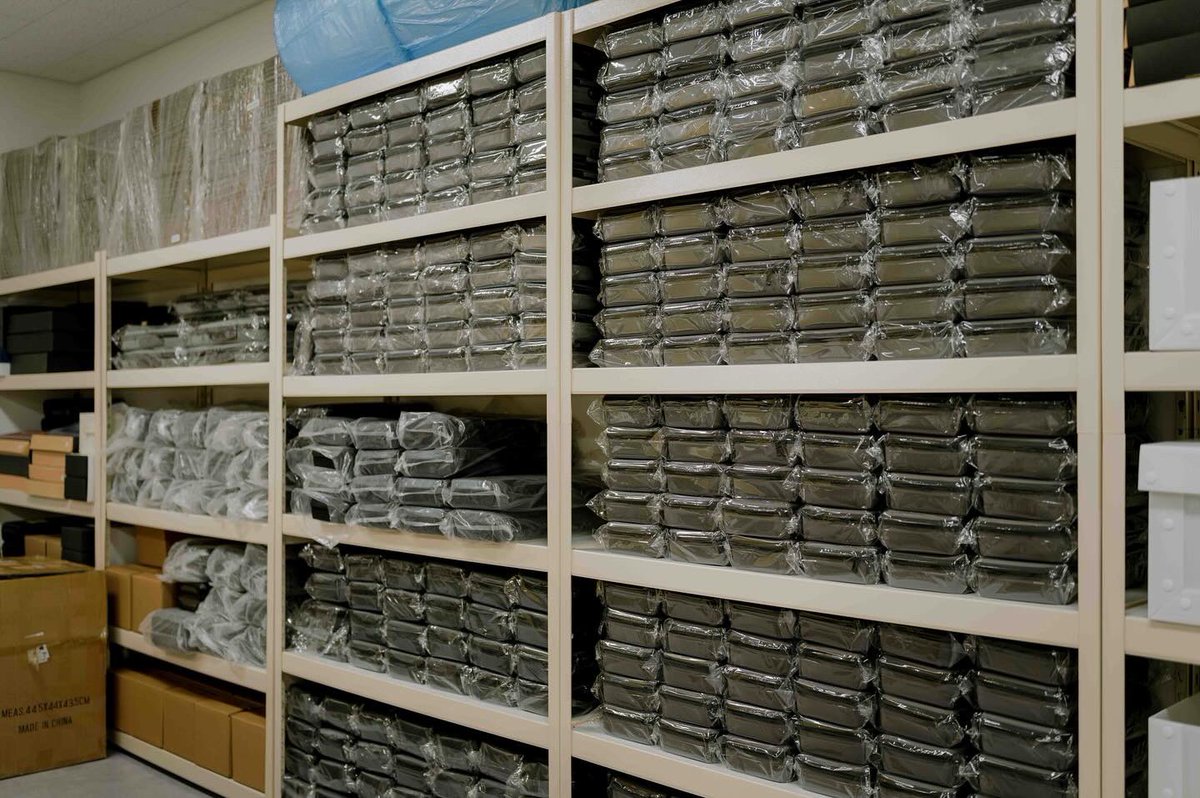 taehatypes's tweet image. Got to tour the KLC office and hang out with some OG&apos;s

Who stores their keycap sets better? LMK