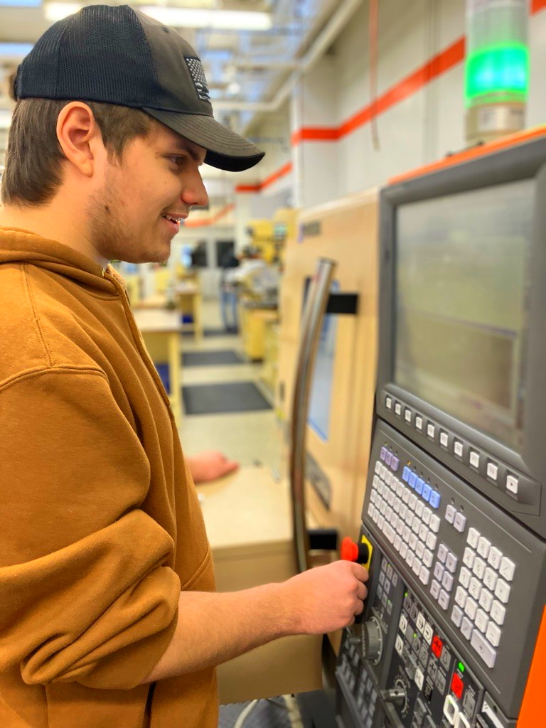 Apprenticeship 2000 tweet media