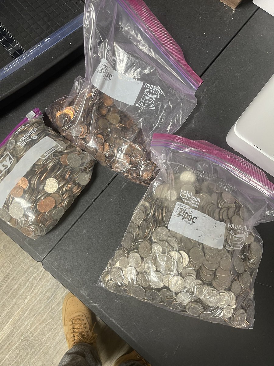 Call me coin star I’ll take change. Better than fronting… 🤣🤣🤣🤣