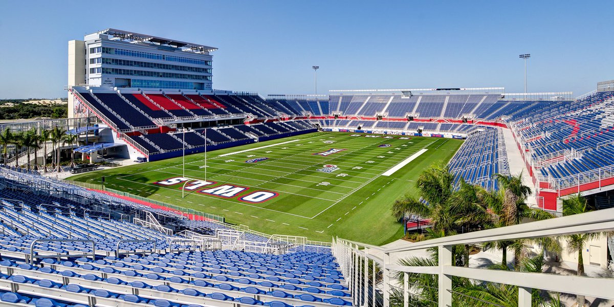 KaylibSingleto3's tweet image. I am blessed to say I have received an offer from @FAUFootball …
Thank You @CoachTomHerman … Thank You to everyone who has helped me get to this point!! 

#GoOwls 

@coachparker85