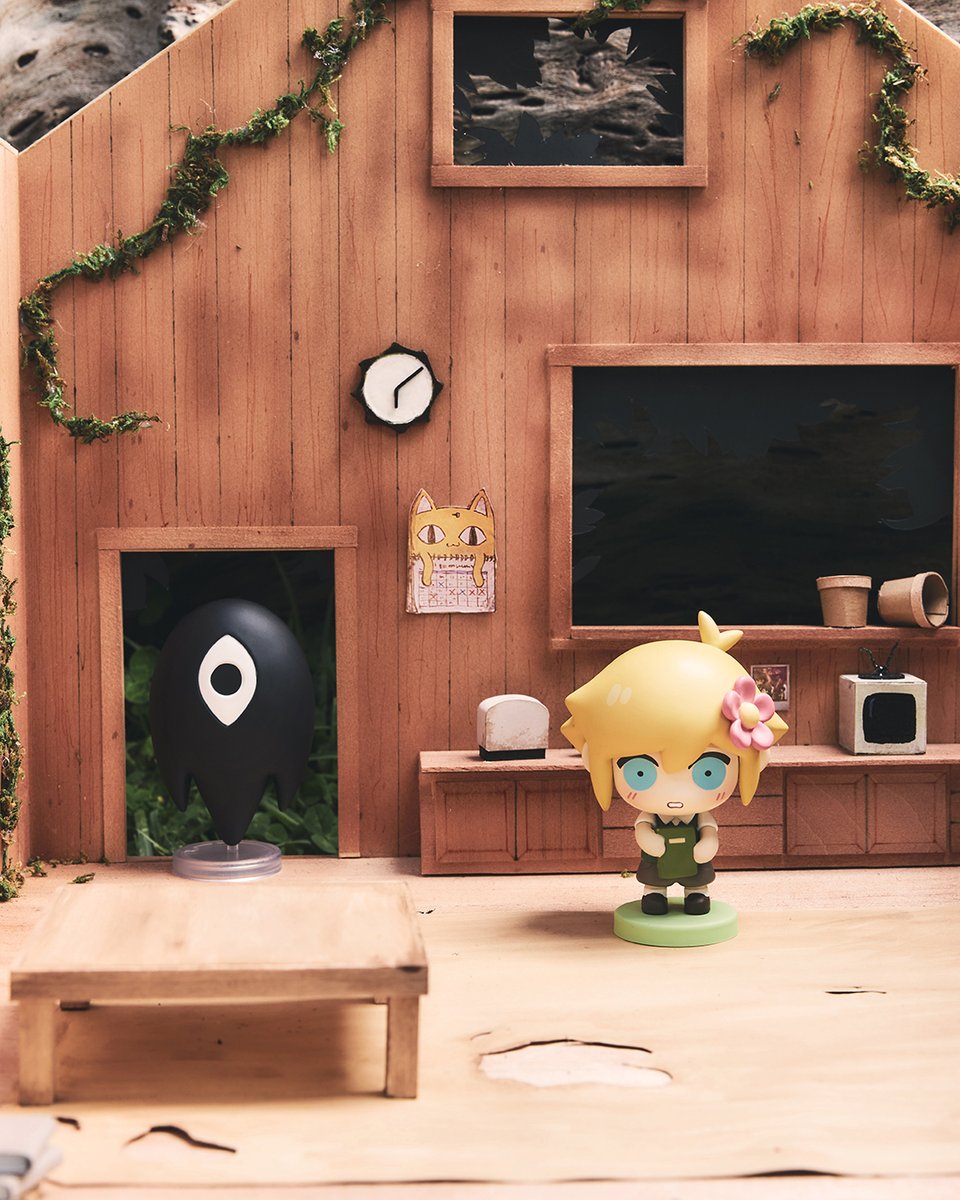 OMORI (FARAWAY TOWN) vinyl figures — coming tomorrow @ 5PM PST