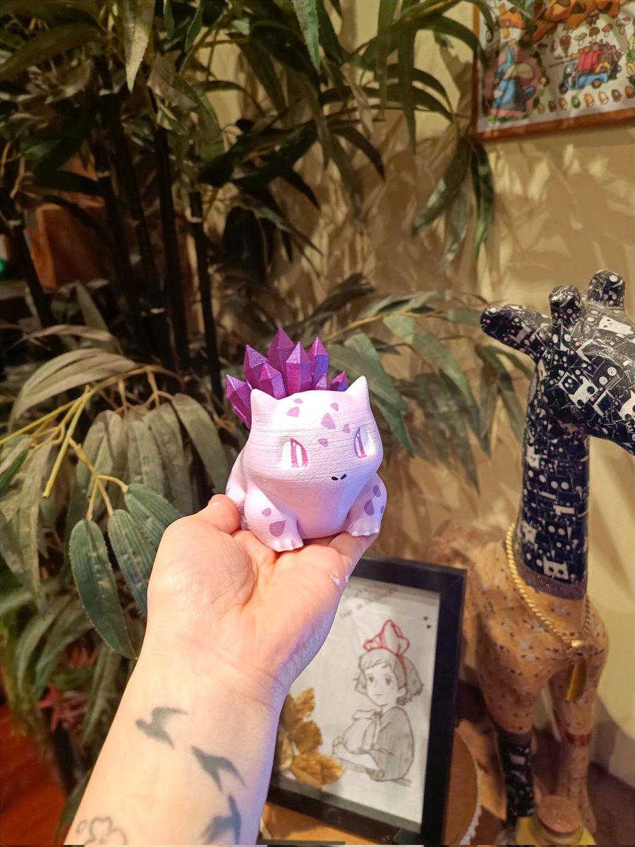 ArtLymia's tweet image. Le BulbiCristal et BulbiFlamme prennent place aux côtés de leur congénères du BulbiChallenge 🤌