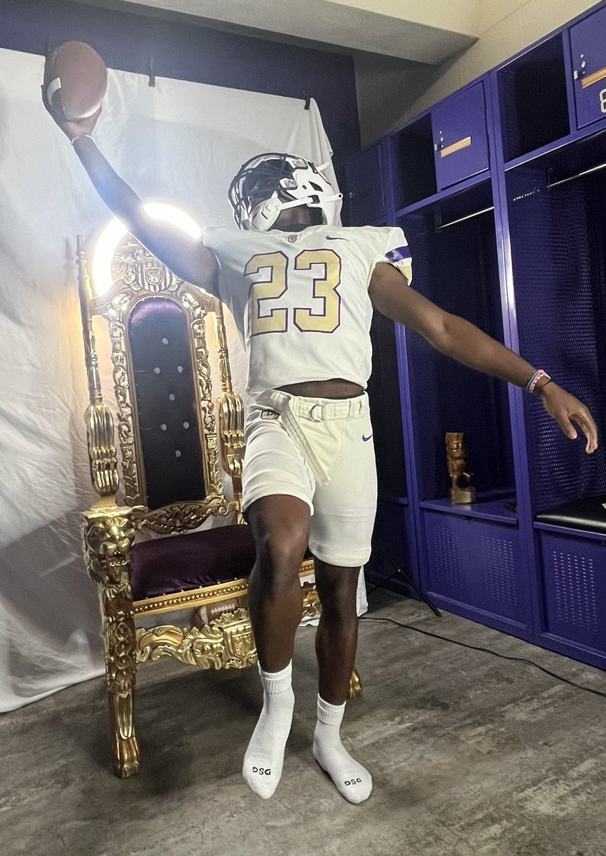 Isaiah Allen (@isaiahzallen37) on Twitter photo Excited to announce my commitment to <a href="/FootballCarroll/">Carroll College Football</a> I’m excited to get up to Helena and compete. Thanks <a href="/CoachTPurcell/">Coach Troy Purcell</a> , <a href="/CoachGBrown2379/">Coach Brown</a> & <a href="/RandyBandelow/">Coach Randy Bandelow</a> for this opportunity. Ready to grind. #c4 #gosaints <a href="/LehiFootball/">Lehi Football</a> <a href="/AlphaRecruits15/">Will Snowden</a> Excited to announce my commitment to <a href="/FootballCarroll/">Carroll College Football</a> I’m excited to get up to Helena and compete. Thanks <a href="/CoachTPurcell/">Coach Troy Purcell</a> , <a href="/CoachGBrown2379/">Coach Brown</a> & <a href="/RandyBandelow/">Coach Randy Bandelow</a> for this opportunity. Ready to grind. #c4 #gosaints <a href="/LehiFootball/">Lehi Football</a> <a href="/AlphaRecruits15/">Will Snowden</a>