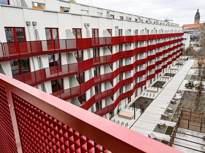 Flüchtlinge in Berlin: Hier entstehen neue Flüchtlingsheime morgenpost.de/berlin/article…