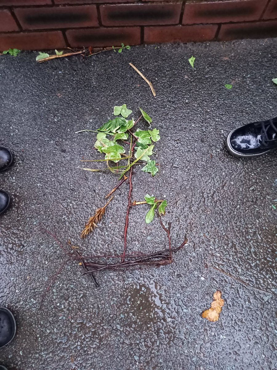 GwladysStreetPrimarySchool (@gwladysstprim) on Twitter photo A great Art Club tonight with Year 3 and 4 pupils. We created work in the style of <a href="/GoldsworthyAndy/">Andy Goldsworthy</a> <a href="/GwladysStPrim/">GwladysStreetPrimarySchool</a> #GSPSART A great Art Club tonight with Year 3 and 4 pupils. We created work in the style of <a href="/GoldsworthyAndy/">Andy Goldsworthy</a> <a href="/GwladysStPrim/">GwladysStreetPrimarySchool</a> #GSPSART