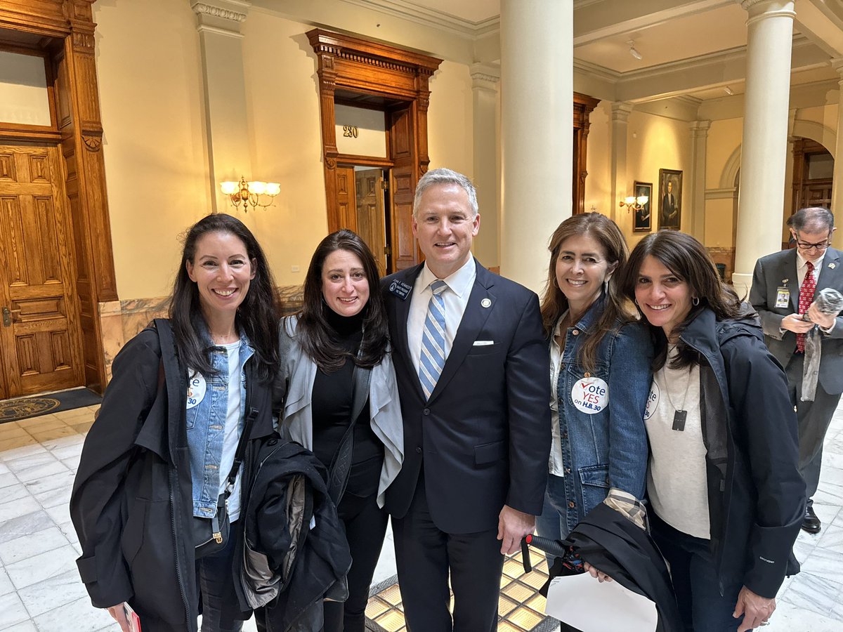johnfkennedyga's tweet photo. Today, the Senate confirmed our commitment to protecting our Jewish Community. 

Antisemitism has no place in Georgia. Hate has no place in Georgia. 

I am humbled to have carried HB 30 as it passed out of the Senate today and look forward to it being signed into law. https://t.co/UNDXVkHvJi