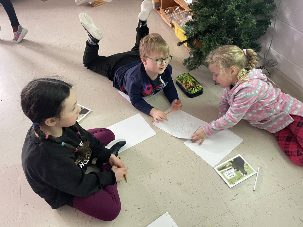 Mrs. Weatherbee tweet media