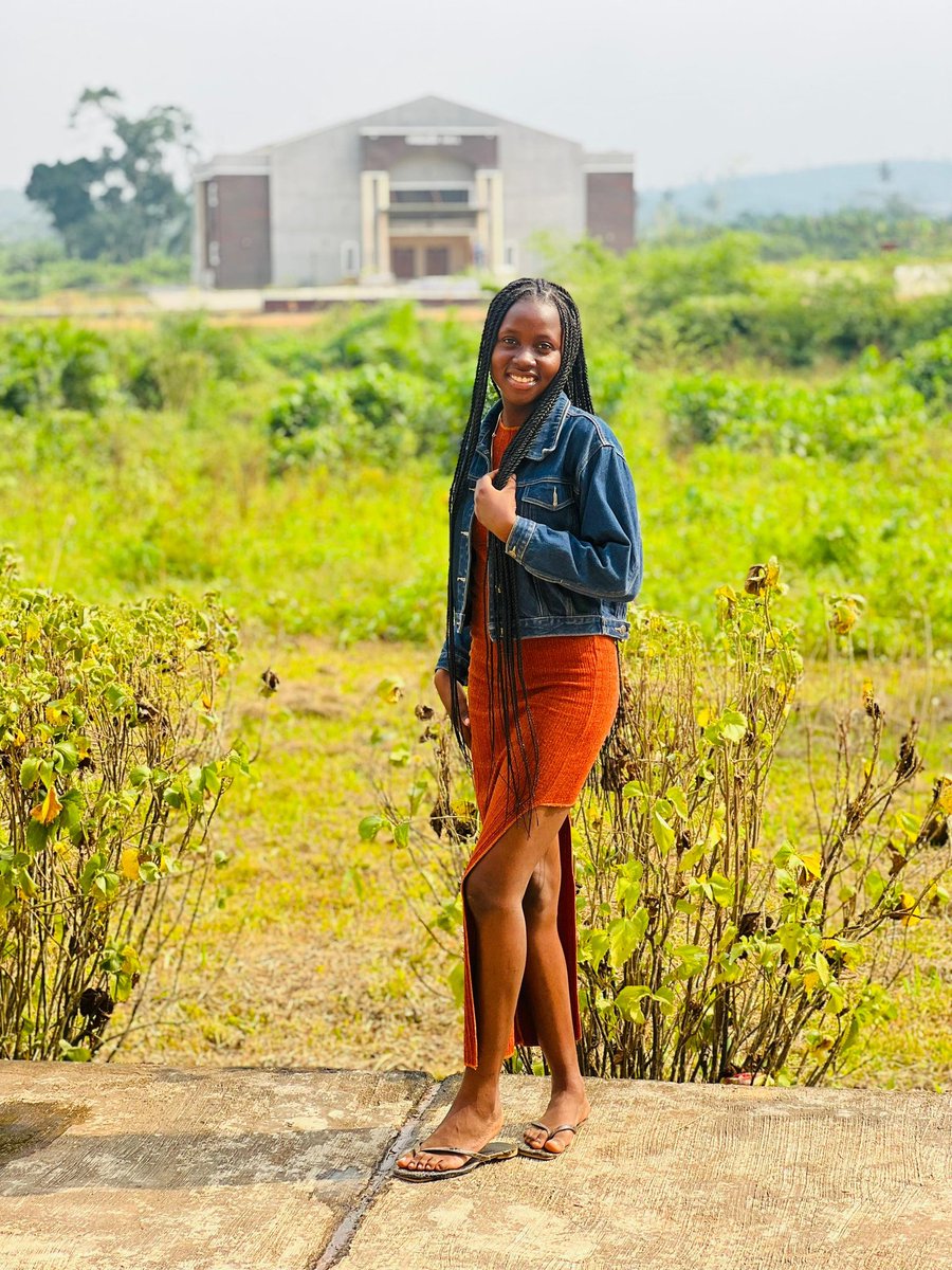 tinny_lade's tweet photo. Hi 😌🌚🤭
  Follow me I follow back immediately 🥺🥺🌚 https://t.co/rLCPyl9OcM