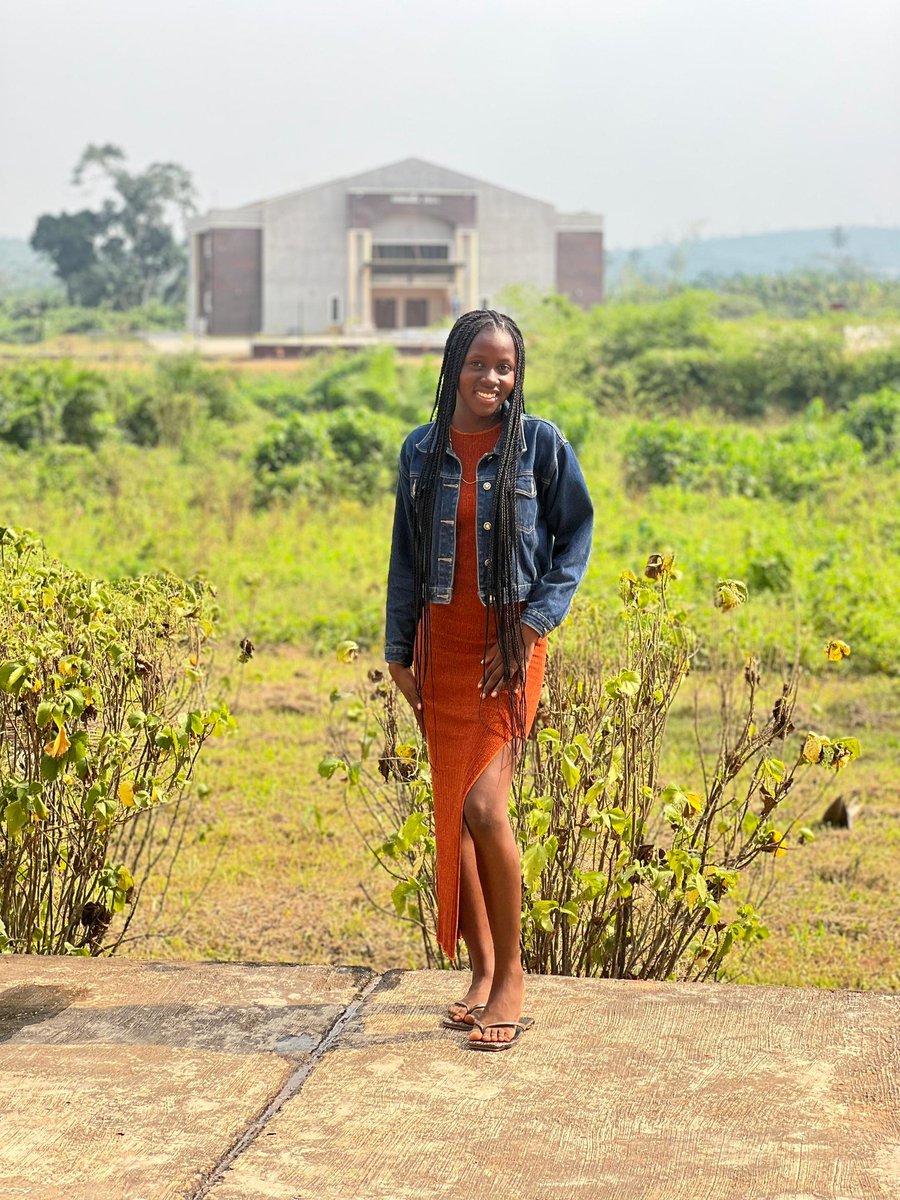 tinny_lade's tweet photo. Hi 😌🌚🤭
  Follow me I follow back immediately 🥺🥺🌚 https://t.co/rLCPyl9OcM