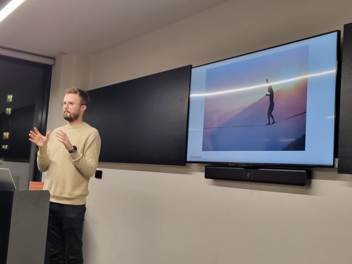 Leeds Sharp tweet media