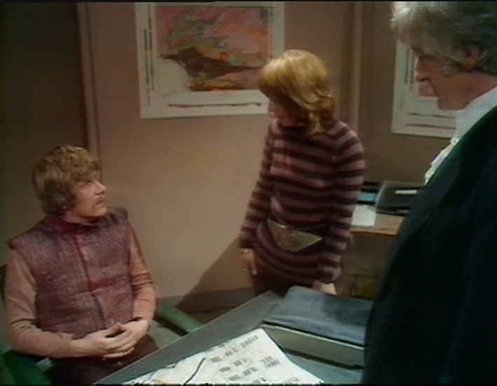 DWUDatabase's tweet photo. I'm calling this as the worst ending so far. First we have the resolution to the problem being pulling a lever in plain view. Second we have the genocide of the native race (because no one including the writer seemingly cares about them any more) (1/2) #DoctorWho #ColonyinSpace https://t.co/HdP7hsCt15