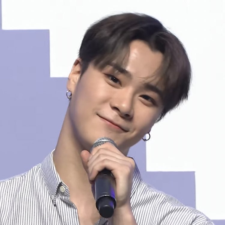 bindoingthings's tweet image. #영원한_나의달_문빈_생일축하해

I hope you are doing well bin. Be happy, be healthy, eat lots of delicious food, and continue to shine brightly wherever you go. ilysm