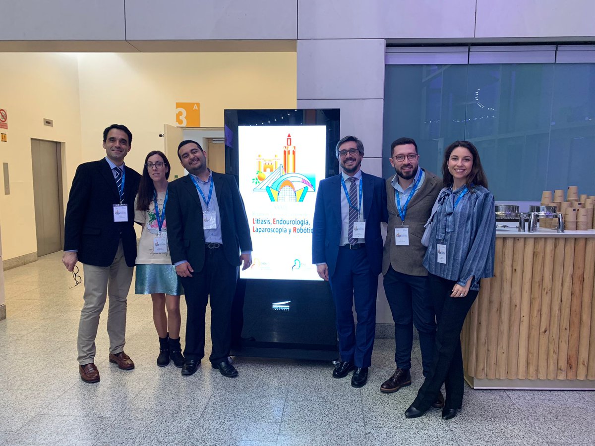 Blanca Gómez-Jordana (@jordanablanca) on Twitter photo Equipo <a href="/Hospital_FJD/">Fundación Jiménez Díaz</a> en #LELR24 . Con ganas de aprender, conectar con colegas y compartir experiencia. <a href="/felipeosorios/">Felipe Osorio</a> <a href="/gonzalbueno/">Gonzalo Bueno</a> <a href="/ramiro_cabello_/">Ramiro Cabello</a> <a href="/CarmenGEnguita/">Carmen GEnguita</a> Equipo <a href="/Hospital_FJD/">Fundación Jiménez Díaz</a> en #LELR24 . Con ganas de aprender, conectar con colegas y compartir experiencia. <a href="/felipeosorios/">Felipe Osorio</a> <a href="/gonzalbueno/">Gonzalo Bueno</a> <a href="/ramiro_cabello_/">Ramiro Cabello</a> <a href="/CarmenGEnguita/">Carmen GEnguita</a>