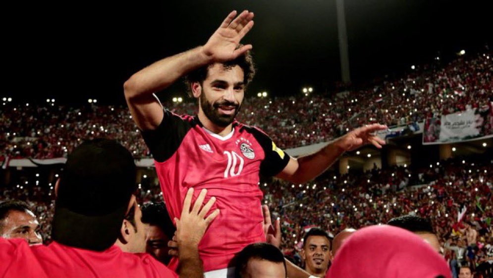 S__AI__F's tweet photo. @MoSalah راح ترجع قريب يا احسن لاعب في العالم https://t.co/qL2MbRHf6A
