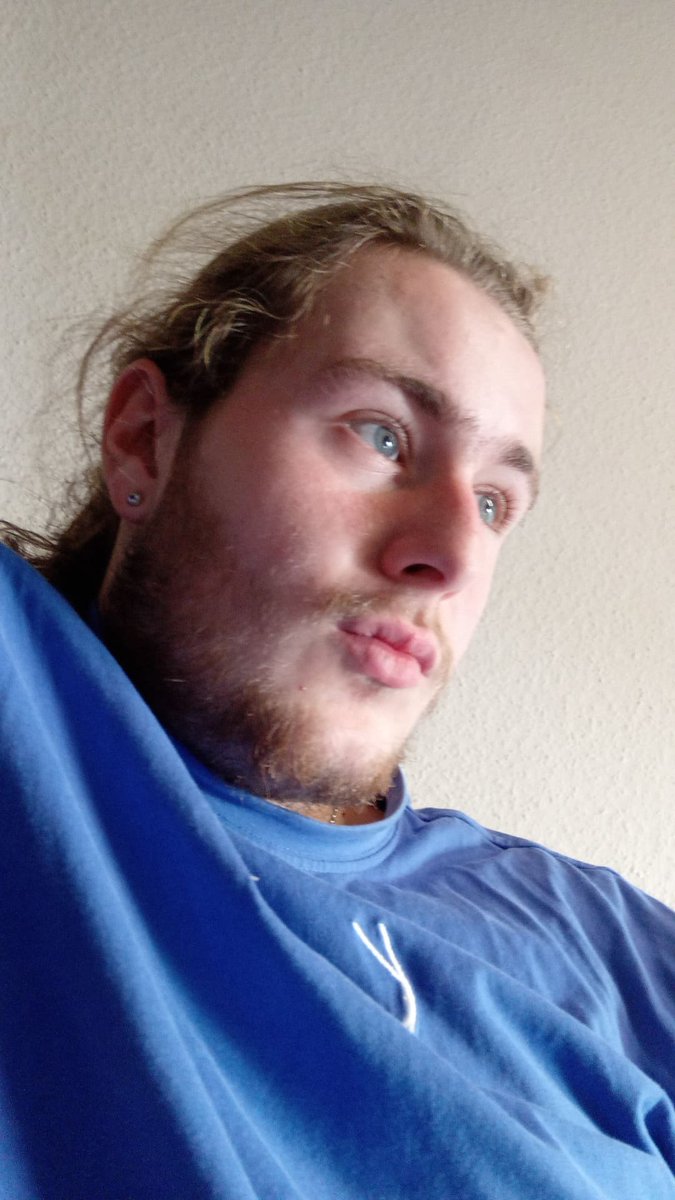 James-Raffael Schöneseiffen (@jamesraffaelsch) on Twitter photo 