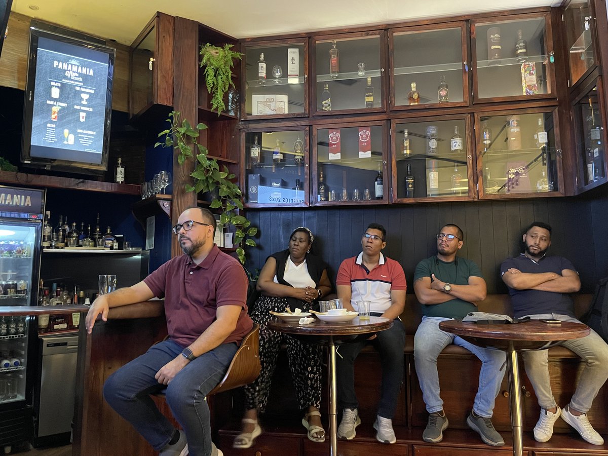 PanamaJS's tweet photo. ¡Edición #23 inolvidable! 🌟 Panel técnico con Juan Torrijos y Diego Rodriguez, moderado por Ytzvan Mastino. ¡BecarioAI deslumbró con demo técnica gracias a Luis Sifontes y Kendal Kant de Parkour devs! 🚀 No te pierdas las grabaciones. ¡Hasta la próxima! https://t.co/jKSoCdYH00 https://t.co/EIkpTNFfEY