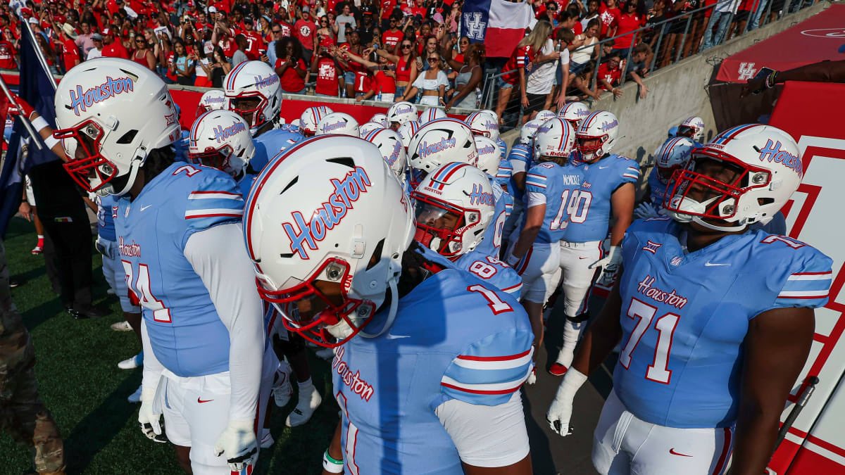 Henry Fenuku (@henry77fenuku) on Twitter photo Blessed to receive an Offer from University of Houston! <a href="/CoachSherms/">Derrick Sherman</a> <a href="/therealraygates/">Ray Gates</a> <a href="/CoachEReinhart/">Eli Reinhart</a>
<a href="/CoachCalhoun46/">Zach Calhoun</a> Blessed to receive an Offer from University of Houston! <a href="/CoachSherms/">Derrick Sherman</a> <a href="/therealraygates/">Ray Gates</a> <a href="/CoachEReinhart/">Eli Reinhart</a>
<a href="/CoachCalhoun46/">Zach Calhoun</a>