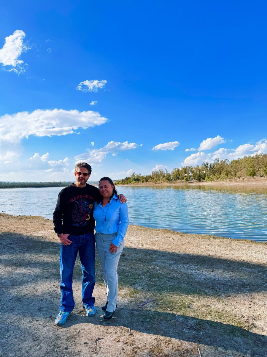 EduardoFloMa1's tweet image. Un enorme agradecimiento a mis amig@s  @erikitazerep @AngelesB69 @RealmoAlmo de #CuatitIanIzcalli y #MelchorOcampo ¡Su calidez y amistad son oro puro! 🌟 #EquipoADMM 🤟😎