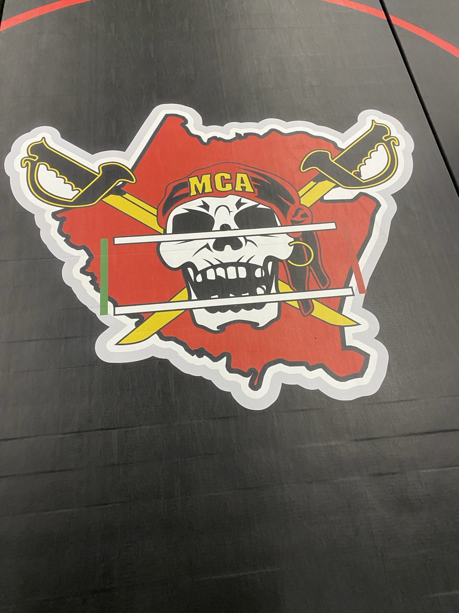 Big time thank you to ⁦<a href="/JJWatt/">JJ Watt</a>⁩ for helping these Buccaneers! The old mat was from 1996. Class act! 💪🤼🤼‍♀️🤼‍♂️
