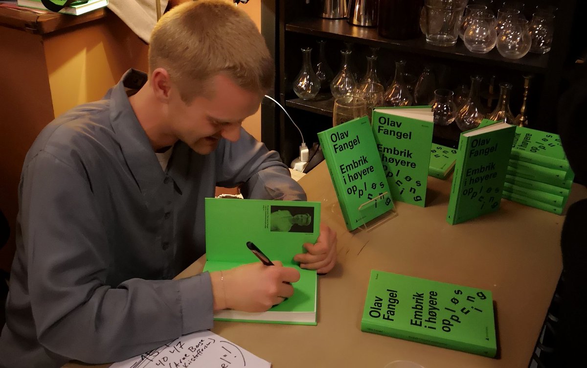 planetwerner's tweet photo. All the best wishes to Olav and a progressively successful book launch. #Embrik i høy oppløsning https://t.co/Rd5CKemPOP
