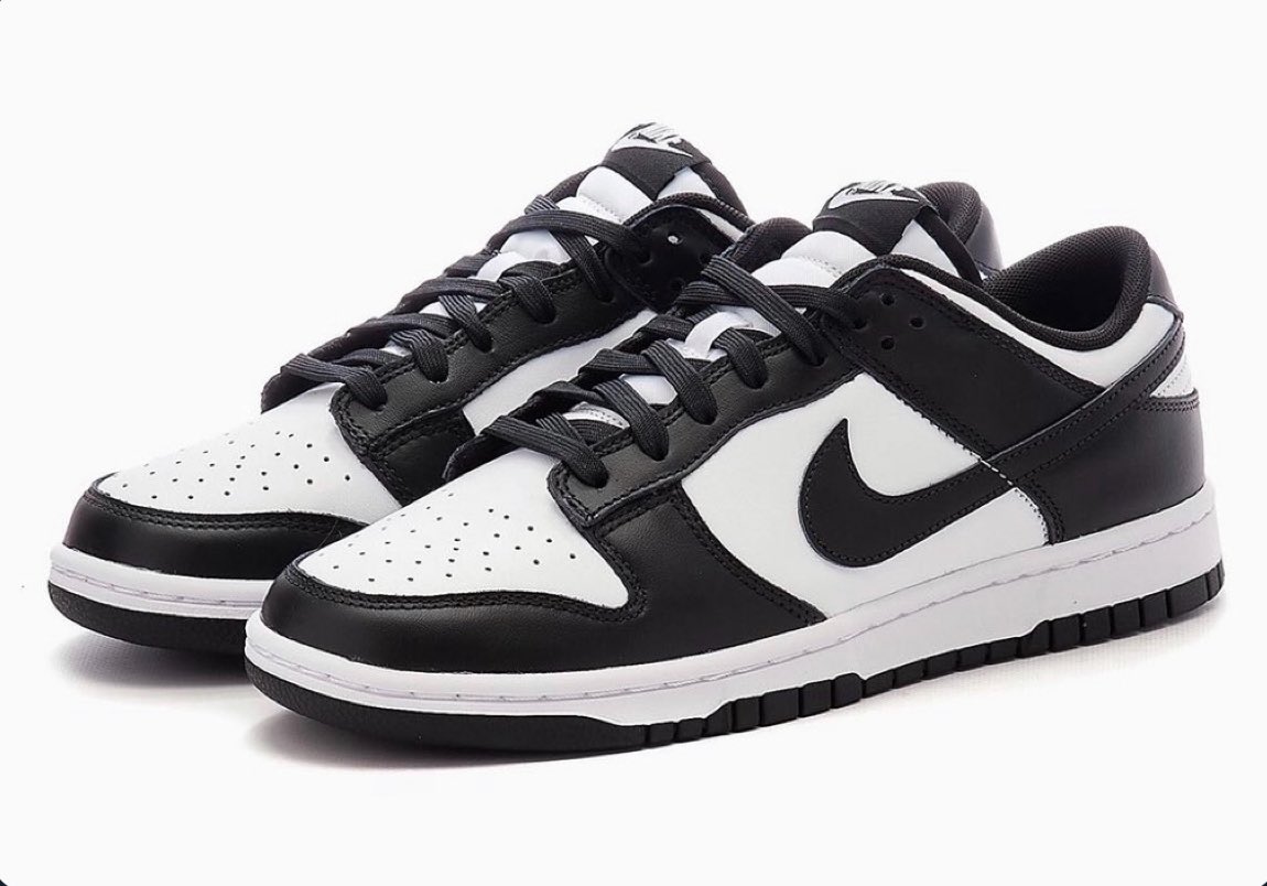 Hoodville_'s tweet photo. Every hoe got a pair of these https://t.co/05Gpj5pDk4