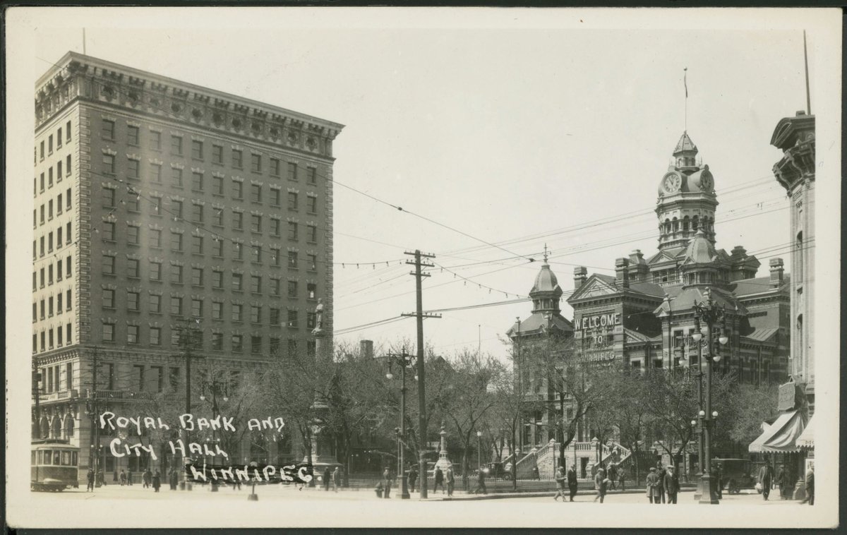 This week's #tbt is Royal Bank and City Hall, Winnipeg. 
Beetween 1940-1950.

For this photo and more, visit pastforward.winnipeg.ca

#Winnipeg150 #Wpg150 #PastForward