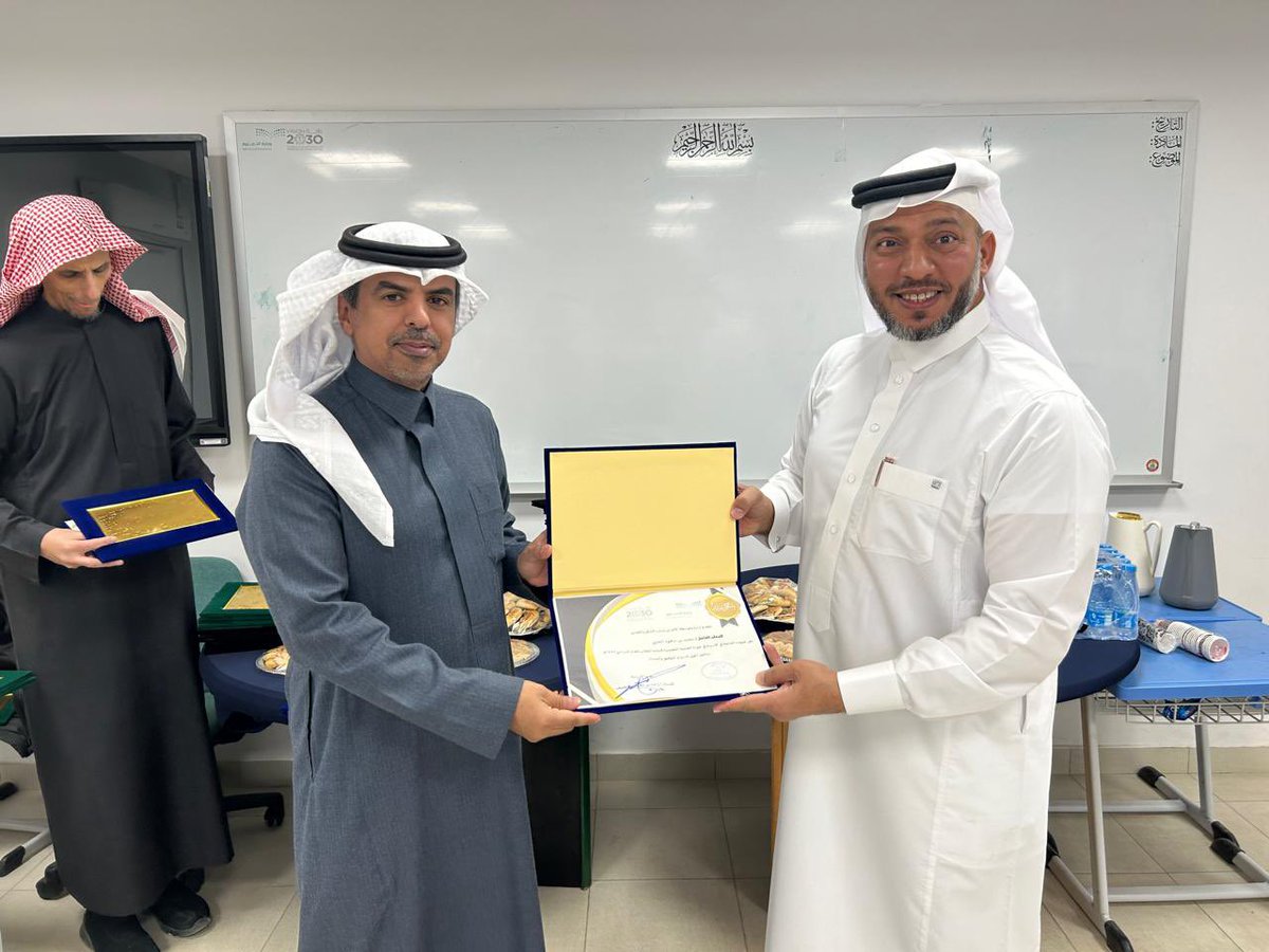 تستاهل اكثر يابعدي💙