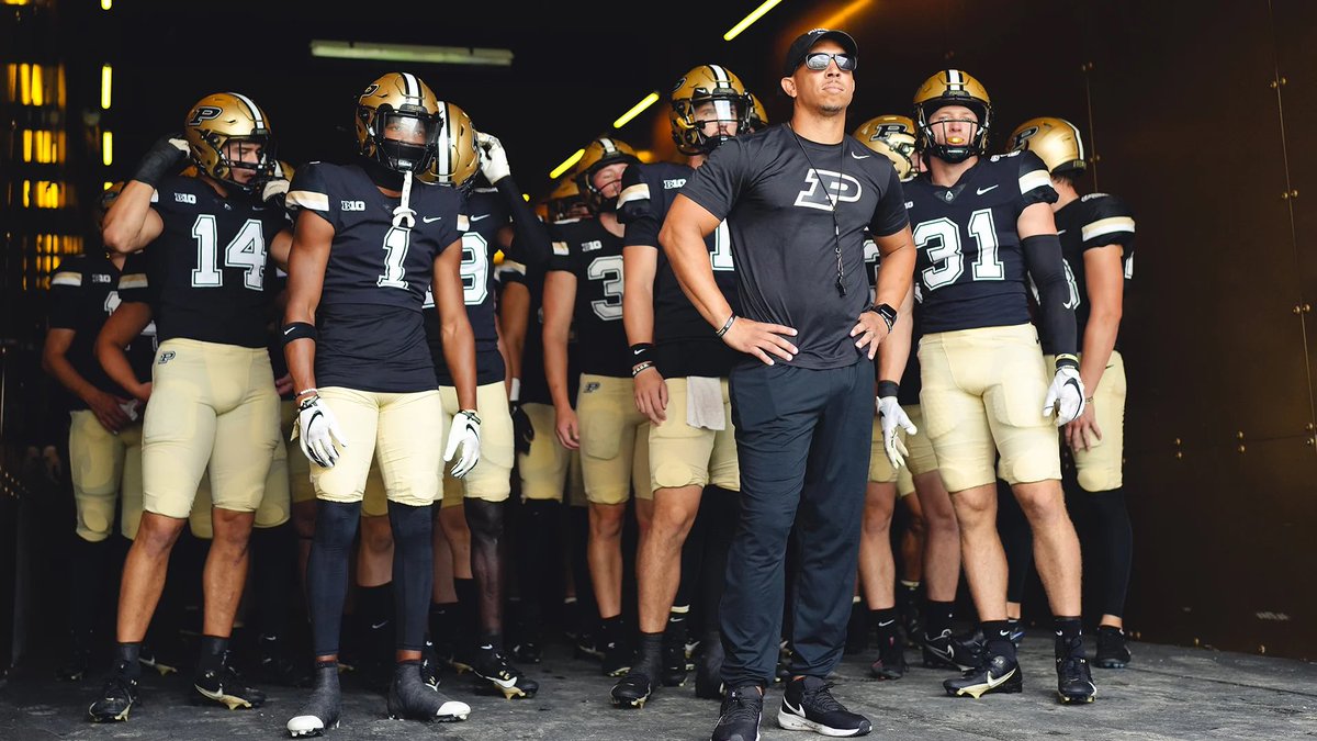 CalicutChace's tweet photo. #AGTA After a great talk with @CoachCarterPur I’m extremely blessed to say I have received an offer from Purdue University. #BoilerUp @RecruitEastside @CoachFlo5 @coachgcross @CoachCameron @jacorynichols https://t.co/FgObFS2Rfb