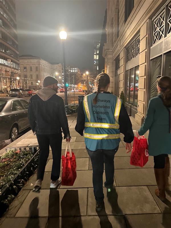CMRobertWhiteDC's tweet photo. 🧵I appreciated the chance to join the #PointInTime (#PIT) Count again last night. 1 night a year volunteers in DC & across the US conduct this survey to count #Unhoused residents & learn about their needs & the federal gov uses this data to determine $ for #Homelessness support. https://t.co/TORnDrwr6s
