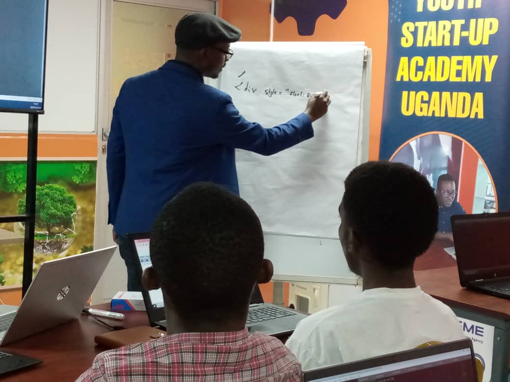 TheStudenthubUg's tweet image. Our dedicated tutor ensures that every student&apos;s unique needs are met for an unparalleled learning journey. Join us in mastering the art of coding and web design! 💻🌐 #LearningAtItsBest #MasterClasses #Coding #WebDesign #PersonalizedEducation @spkaweesi