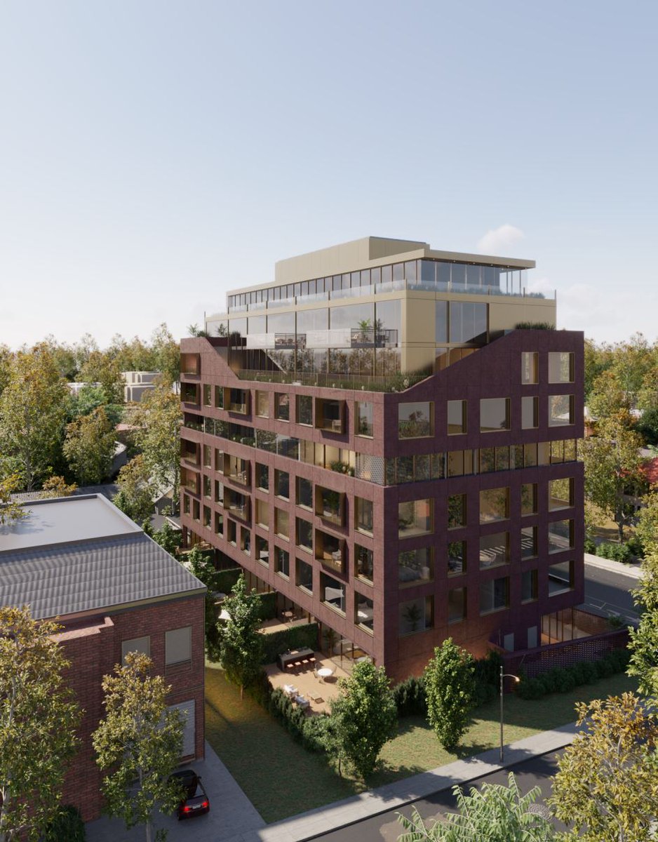 Fuck Around &amp; Find Out Files: in 2016 <a href="/GairlochDev/">Gairloch Dev</a> &amp; <a href="/_archAlliance_/">architectsAlliance</a> tried to do 22, 4 storey townhomes at 49 Lawrence West. City &amp; residents took the project to the Board &amp;, unfortunately, won. Now, 6 years later, a new owner &amp; <a href="/bortolottoarch/">BORTOLOTTO</a> are going for 9 storeys &amp; 40 units.